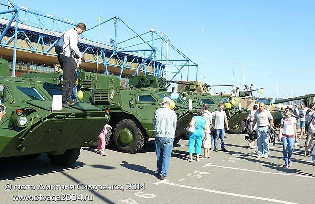 Выставка военной техники производства ХКБМ и ХЗТМ – фотообзор