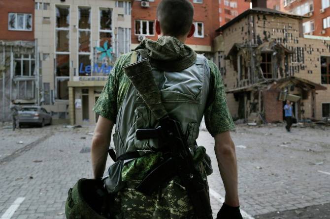 В центре Донецка начались уличные бои