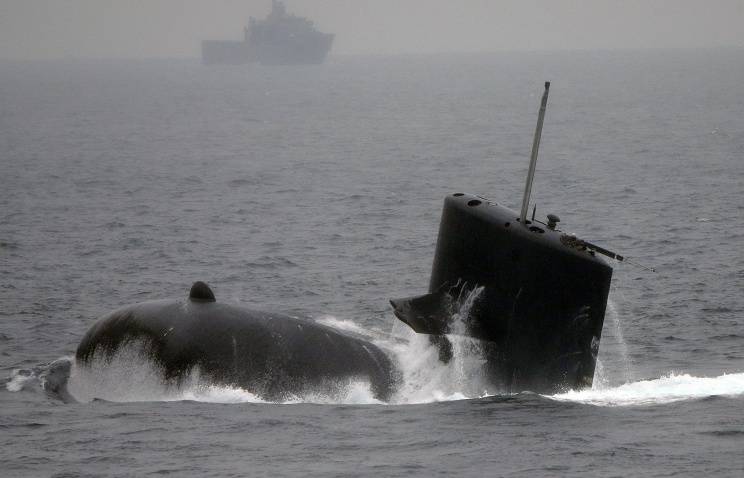 Генштаб РФ: появление японской субмарины в проливе Лаперуза — обычный случай