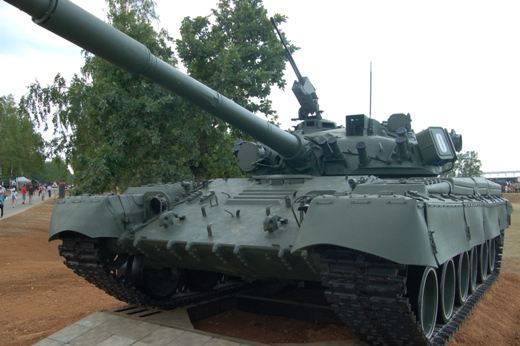 В Алабино показали опытный Т-80Б с тепловизором