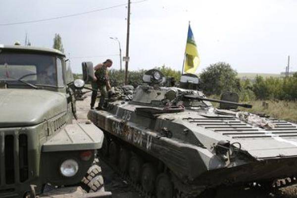 Украинские военные попали в окружение под Дебальцево