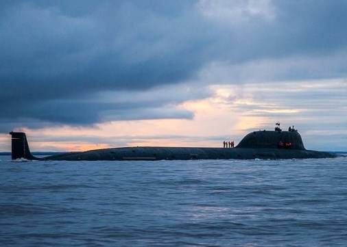 Атомная подлодка "Северодвинск" успешно провела ракетные стрельбы в море