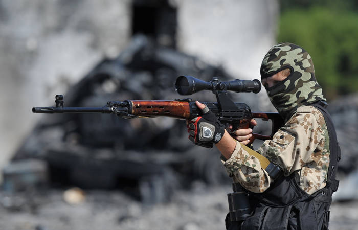 Мнение экспертов: ополченцам надо продолжать освобождение Донбасса