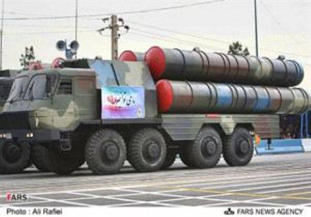 Иран успешно испытал аналог российского комплекса С-300