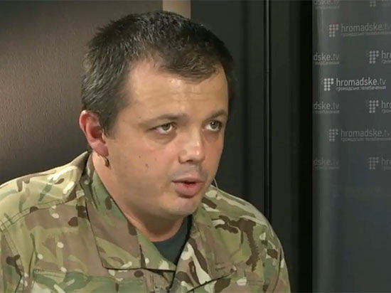 Семенченко: Украинские власти не оказывают помощи бойцам на фронте