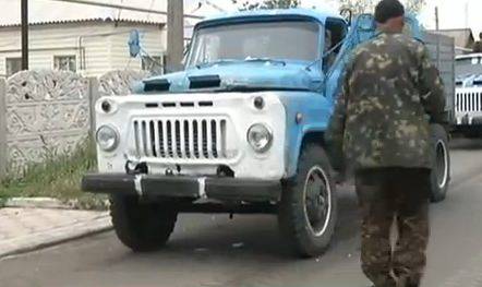 Украинских военных принуждают воевать на голубых "газонах"