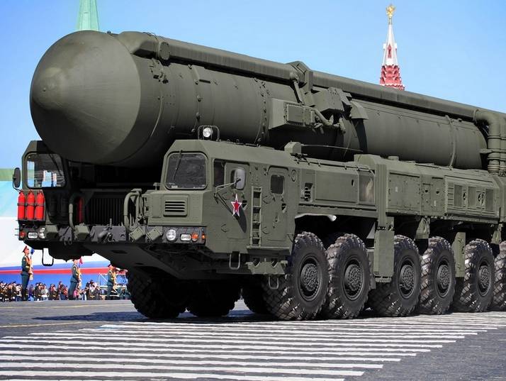 США предложено включить в военную доктрину РФ в качестве главного противника США предложено включить в военную доктрину РФ в качестве главного противника