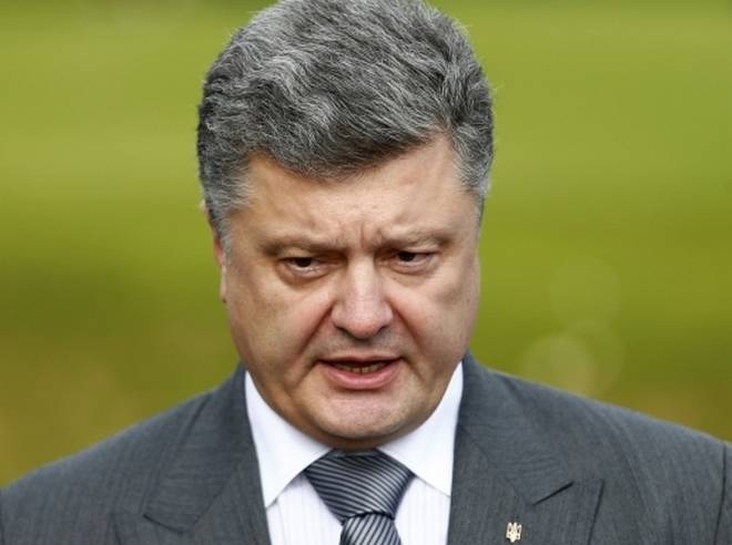 Порошенко: украинские войска будут оставаться на своих позициях Порошенко: украинские войска будут оставаться на своих позициях