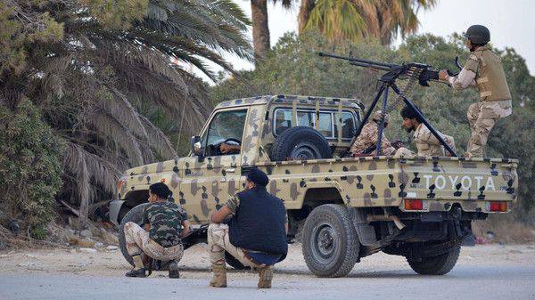 Ливийская армия готовится к штурму позиций исламистов в Бенгази