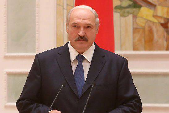 Лукашенко поручил наладить в Белоруссии замкнутый цикл производства высокоточного оружия