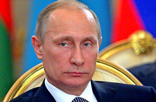 Путин стоит в авангарде борьбы с фашизмом Путин стоит в авангарде борьбы с фашизмом