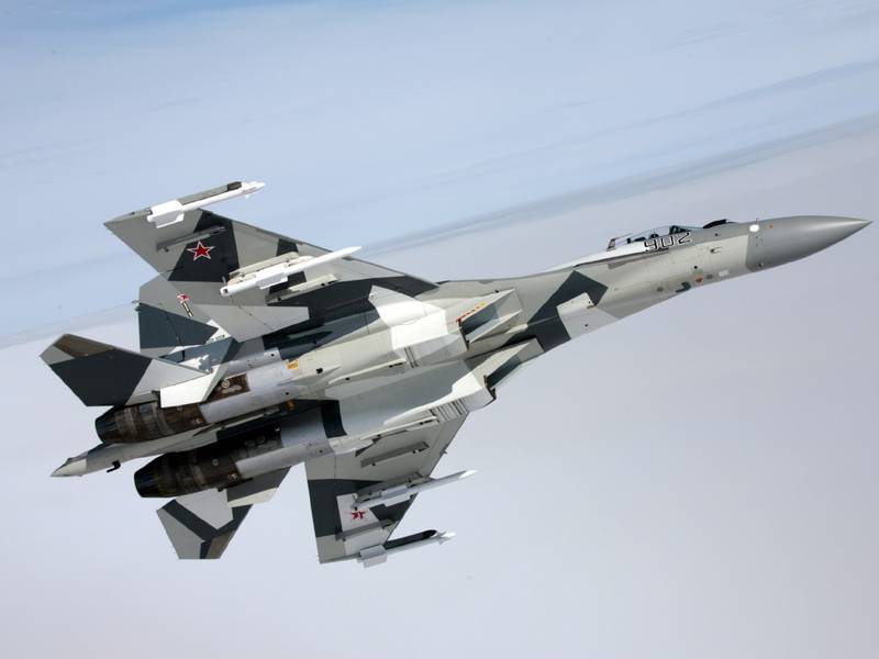 230 самолетов и вертолетов получат российские войска в 2014 году