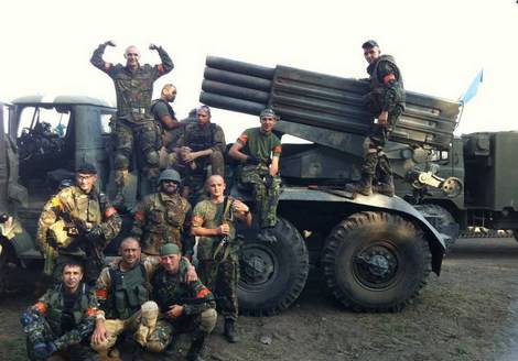 Бунт «Айдара»: боевикам приказано покинуть зону «АТО», но они будут воевать дальше Бунт «Айдара»: боевикам приказано покинуть зону «АТО», но они будут воевать дальше