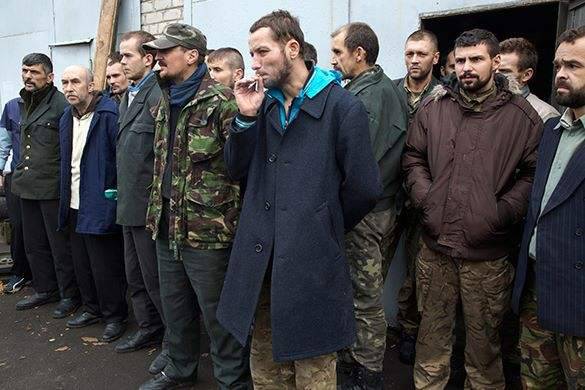 Ополченцы помиловали 822 киевских военных