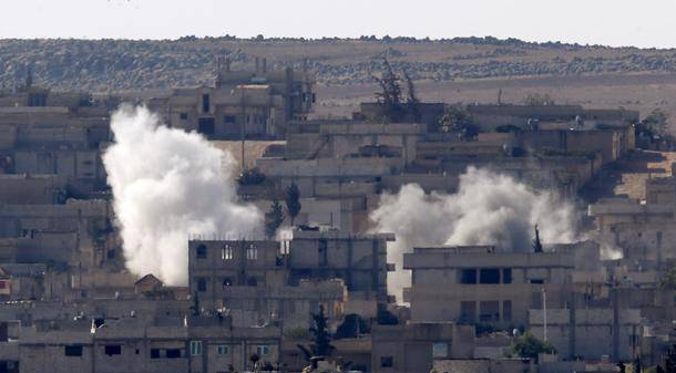 Курды отбили штурм исламистов центра города Кобани