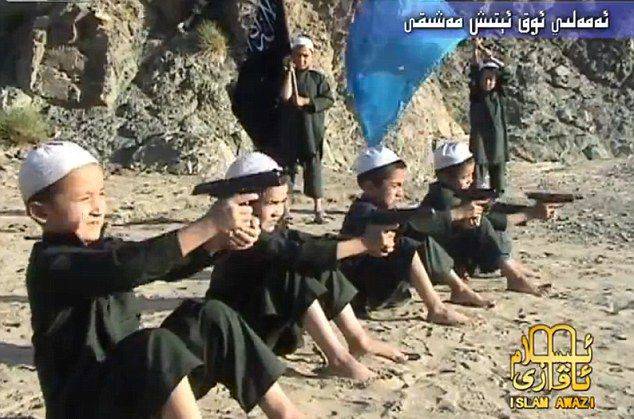 «Исламское государство» создает армию из детей