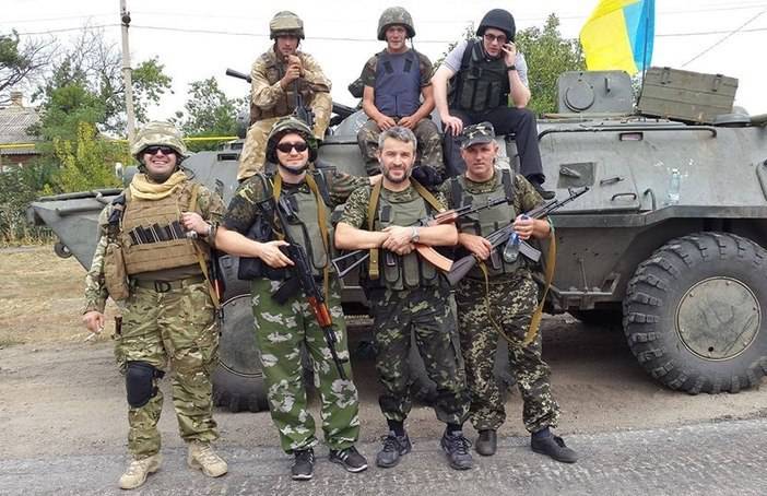 Обстрел ВСУ аэропорта Донецка прикрывает подход новых сил