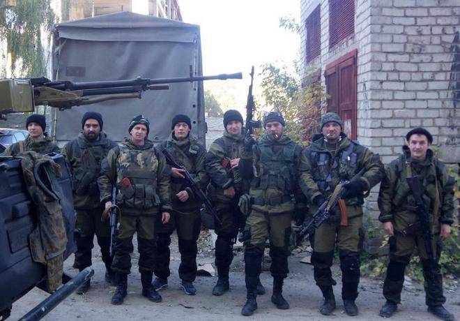 У 32-го блокпоста снова сожжена бронетехника ВСУ У 32-го блокпоста снова сожжена бронетехника ВСУ