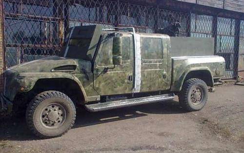 Из дорого внедорожника бывшего президента Украины сделали бронеавтомобиль