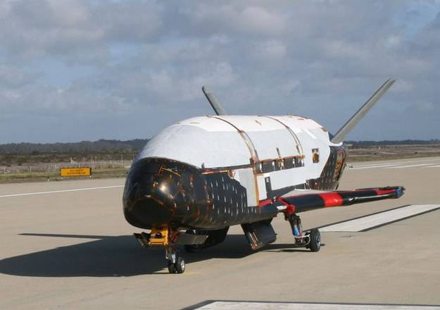 Секретный космический самолёт X-37B готовится вернуться на Землю