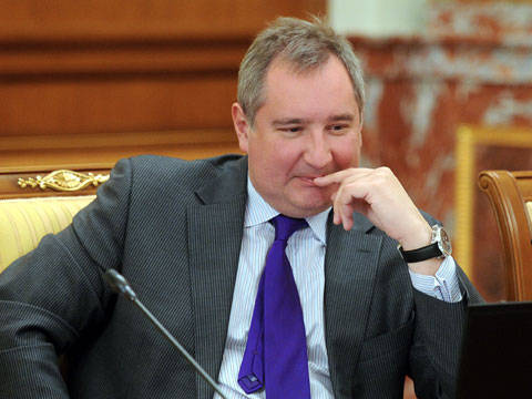 Рогозин: Вашингтон не разберется, кому помогать на Ближнем Востоке