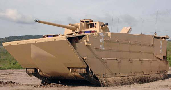 Плавающий бронетранспортёр AAAV (EFV) (США) Плавающий бронетранспортёр AAAV (EFV) (США)