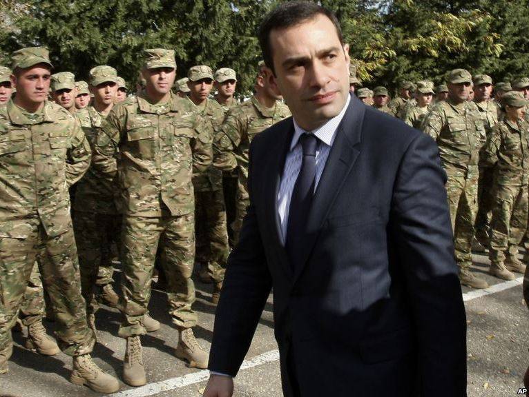 Министр обороны Грузии называет РФ главным врагом