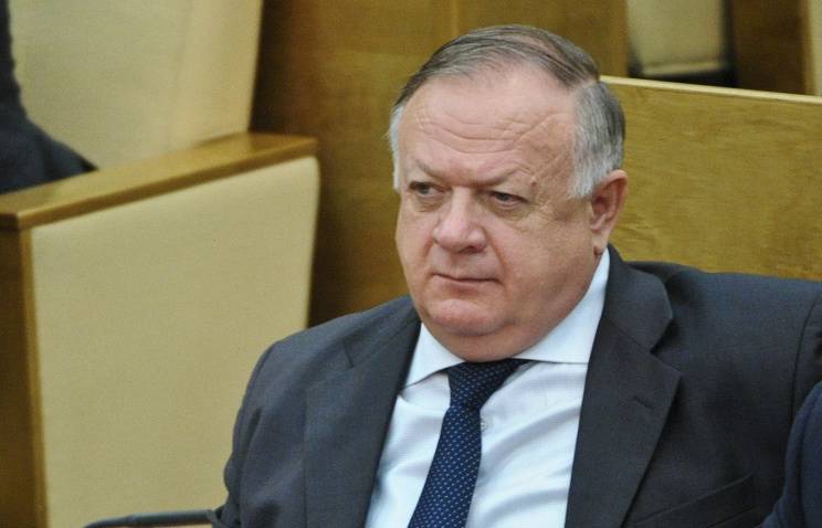 Заварзин: Оборонные расходы позволяют сдерживать агрессию любого масштаба Заварзин: Оборонные расходы позволяют сдерживать агрессию любого масштаба