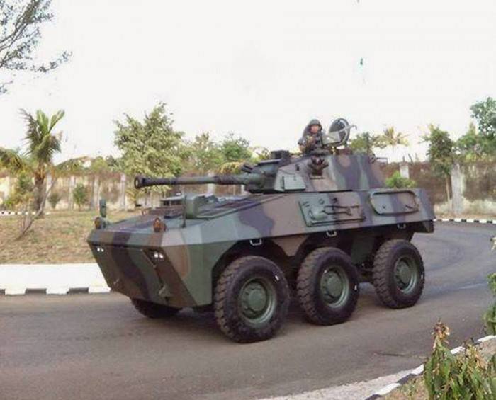 В Индонезии показали колесный танк под названием “Badak”