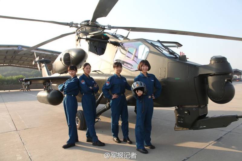 В НОАК сформирована первая группа женщин-пилотов ударных вертолетов