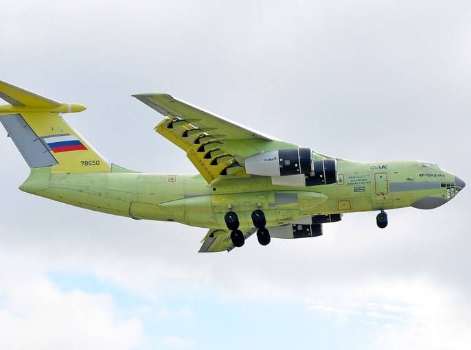 Поставки самолетов Ил-476 за границу могут начаться после 2018 г