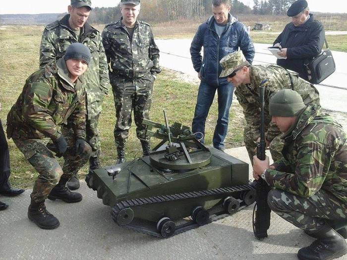 Украинские волонтеры передали армии первый роботизированный ударный комплекс