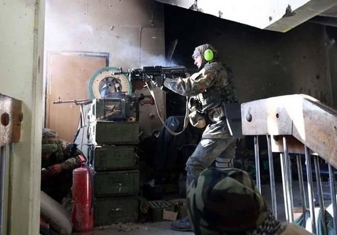Бои и обстрелы на фронтах ДНР, в воздухе штурмовики ВСУ