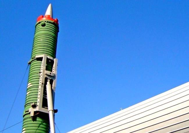 Боевые железнодорожные ракетные комплексы могут появиться в РВСН в 2019 году
