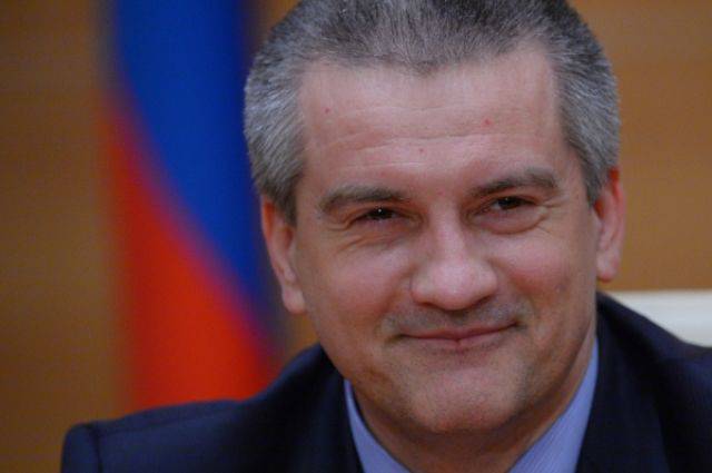Сергей Аксенов: оборонные предприятия Крыма заключили контракты на 392 млн рублей Сергей Аксенов: оборонные предприятия Крыма заключили контракты на 392 млн рублей