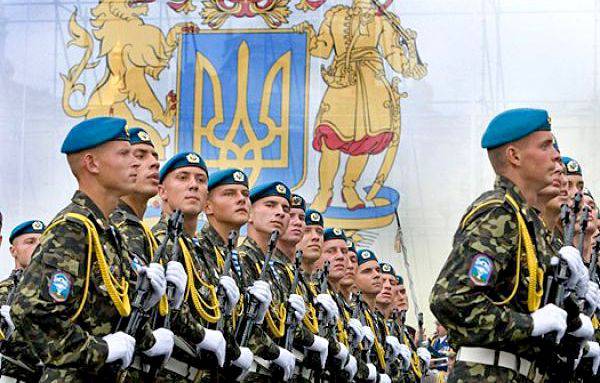 Украинская армия снова грозится "взять Москву" Украинская армия снова грозится "взять Москву"