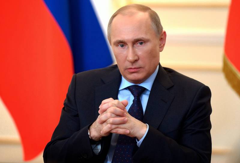 Путин обвинил Украину в нарушении режима прекращения огня на Донбассе Путин обвинил Украину в нарушении режима прекращения огня на Донбассе