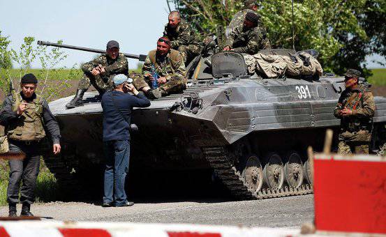На блокпосту оккупантов под Мариуполем прогремел мощный взрыв На блокпосту оккупантов под Мариуполем прогремел мощный взрыв