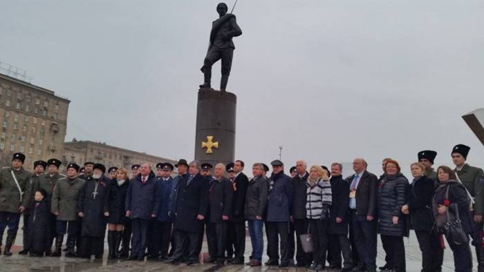 Памяти о русском воинстве поклонись!
