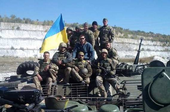 Казаки ЛНР поставили украинским военным на 31-м блокпосту ультиматум Казаки ЛНР поставили украинским военным на 31-м блокпосту ультиматум