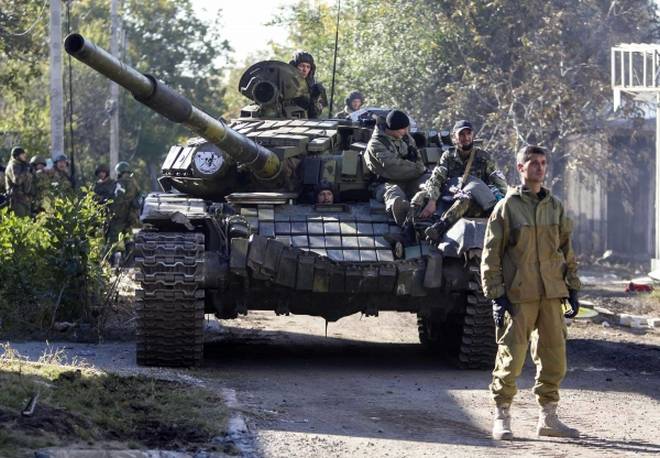 Донецк: танковые бои и ожесточенные артобстрелы по всей линии фронта