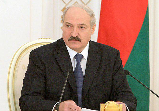 Лукашенко: Недопустимо обстреливать населённые пункты ДНР