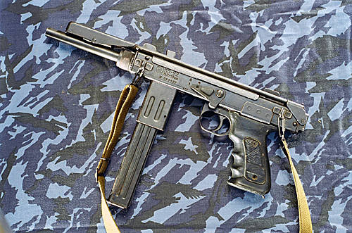 Армянский пистолет-пулемет К6-92 или «Борз»