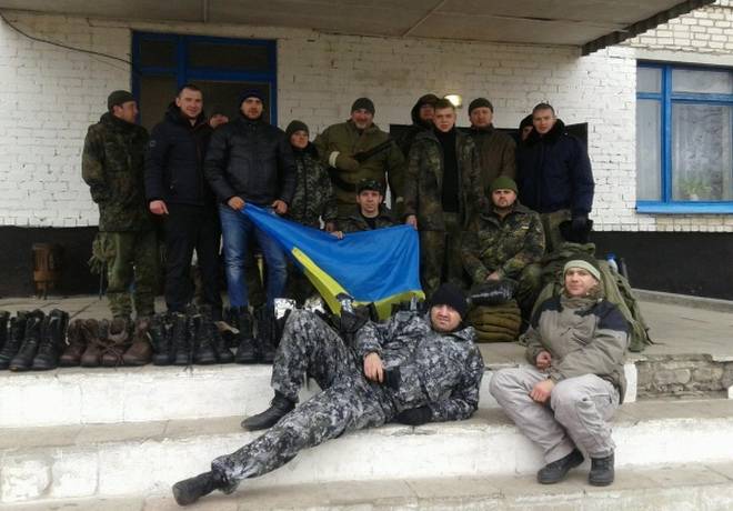 В Сумах набирают пушечное мясо В Сумах набирают пушечное мясо