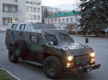На Украине доводку новых бронеавтомобилей поручили автогонщикам