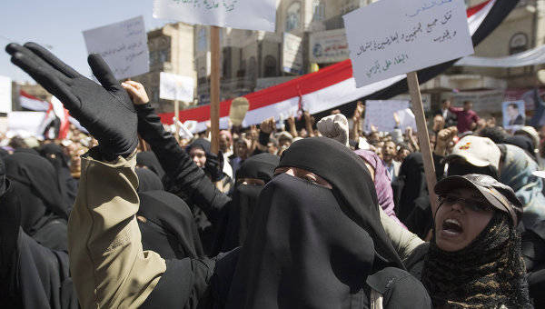 Йемен: хусисты у власти, нестабильность сохраняется