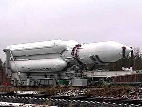 Пуск ракеты-носителя тяжелого класса "Ангара-А5"