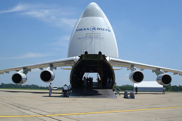 Тяжелый дальний военно-транспортный самолет Ан-124 «Руслан»