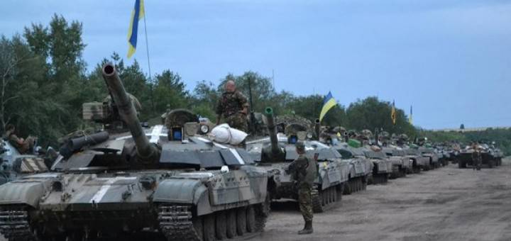 В направлении Первомайска и Петровки движутся подразделения тяжёлой техники карателей и «Грады»