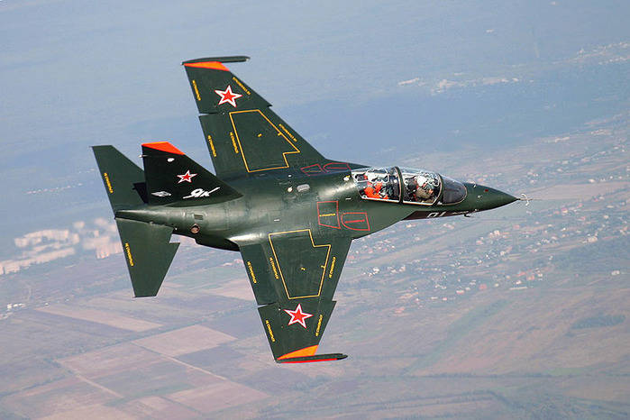 Авионика учебно-боевого самолета Як-130 будет модернизирована Авионика учебно-боевого самолета Як-130 будет модернизирована